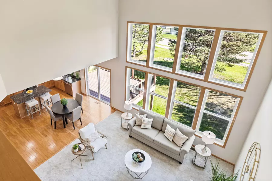 805 Ali LN, Victoria, MN 55386
