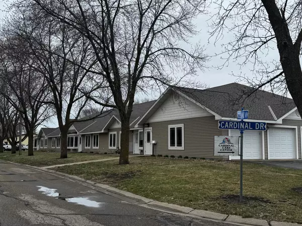 Prinsburg, MN 56281,307 Roseland AVE #5