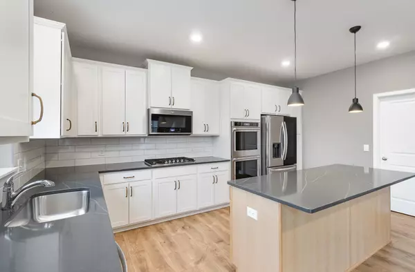 Prior Lake, MN 55352,3088 Sunflower WAY NW