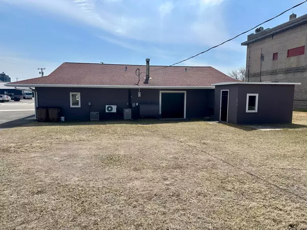 Karlstad, MN 56732,103 Mckinley AVE W