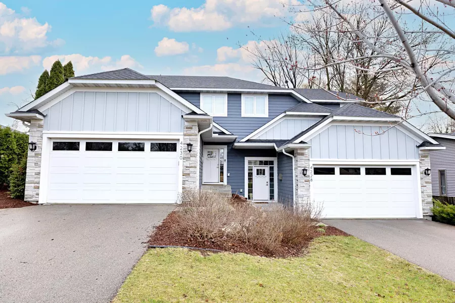 4230 Valley View RD, Edina, MN 55424