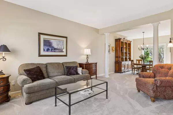 Woodbury, MN 55125,3578 Commonwealth RD