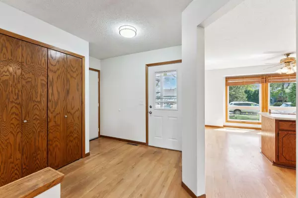 Shakopee, MN 55379,2173 Onyx DR