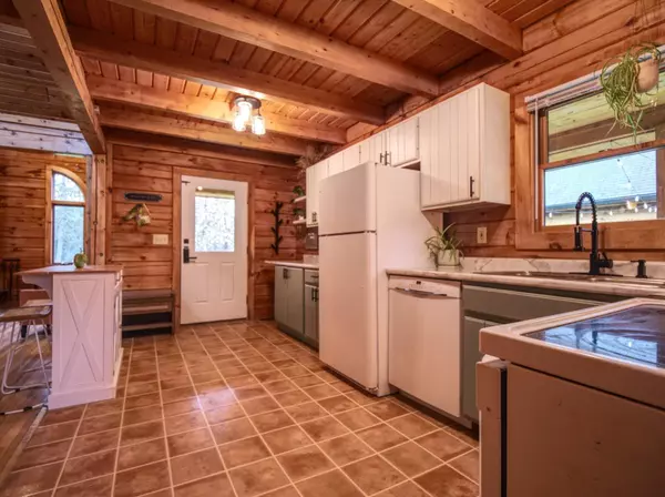 Strum, WI 54770,806 Elm ST