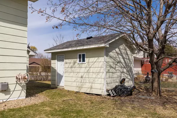 Shakopee, MN 55379,1207 Dakota ST S