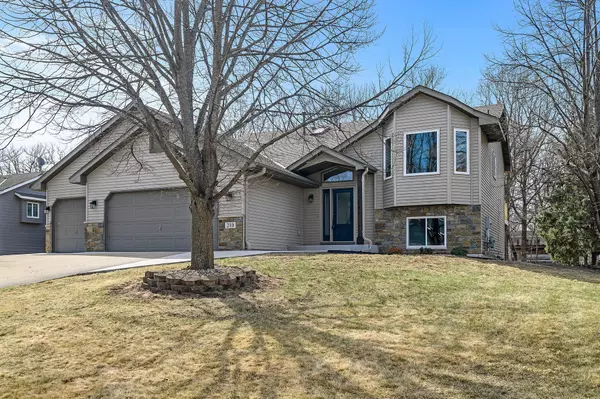 210 Greenbriar LN,  Buffalo,  MN 55313