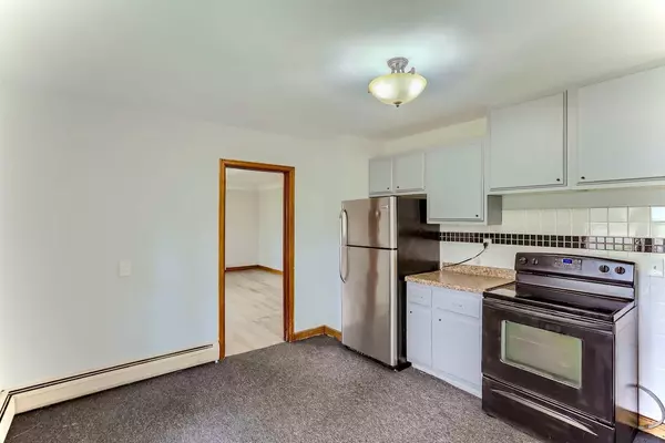 Maplewood, MN 55119,2643 Stillwater RD E