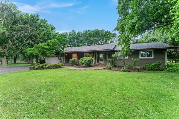 11440 Saint Croix TRL N, Stillwater Twp, MN 55082