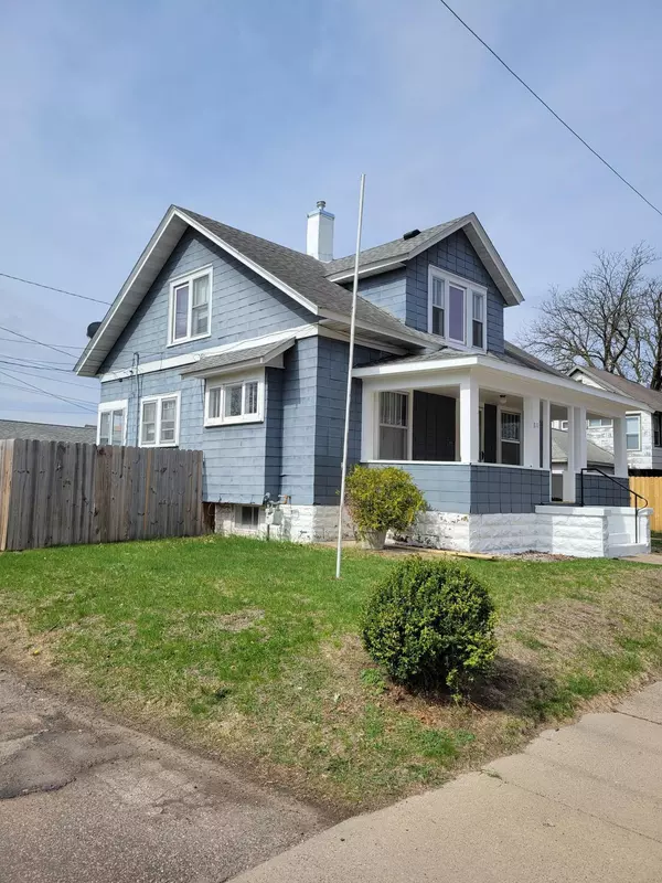 Winona, MN 55987,811 E 5th ST