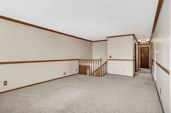 Apple Valley, MN 55124,7853 Hallmark WAY