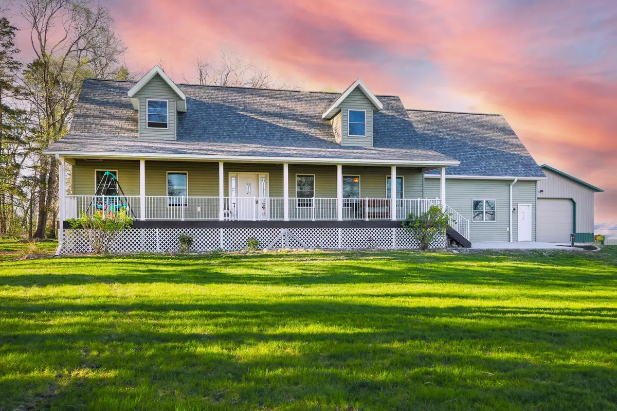 New Richland, MN 56072,9649 240th AVE