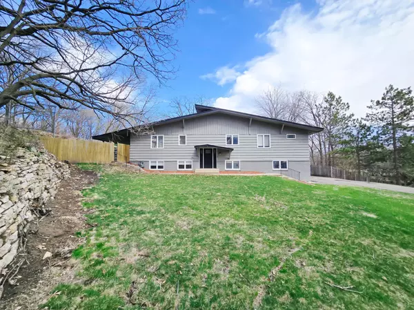 Apple Valley, MN 55124,109 Shasta CT