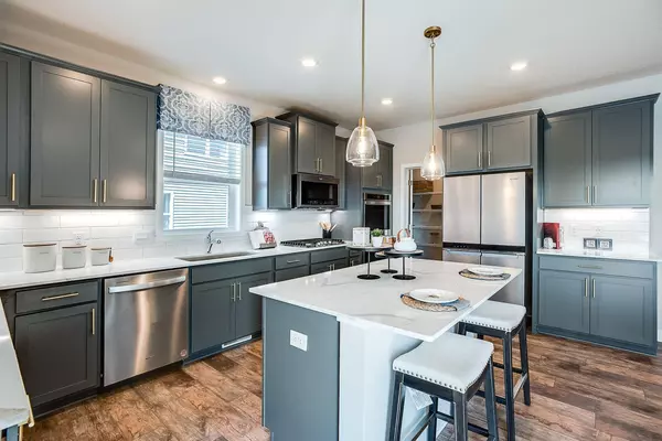 Lakeville, MN 55044,17236 Durham DR