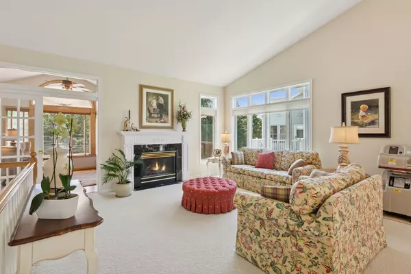 Eden Prairie, MN 55344,10787 Leaping Deer LN