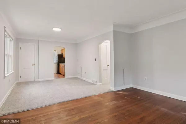 Maplewood, MN 55119,625 Century AVE N