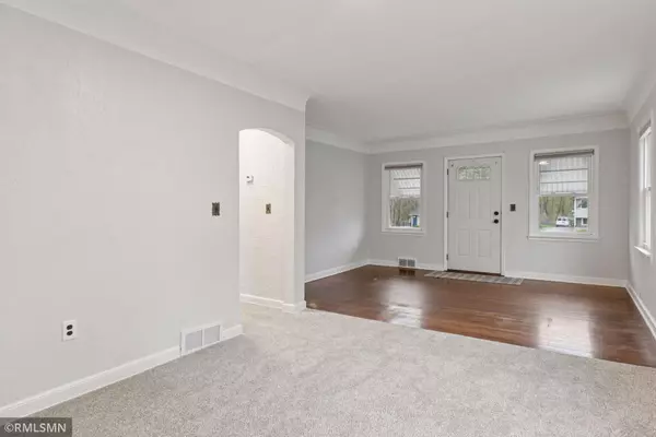 Maplewood, MN 55119,625 Century AVE N