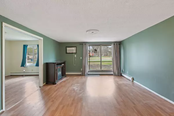 Brooklyn Center, MN 55429,4207 Lakeside AVE N #134