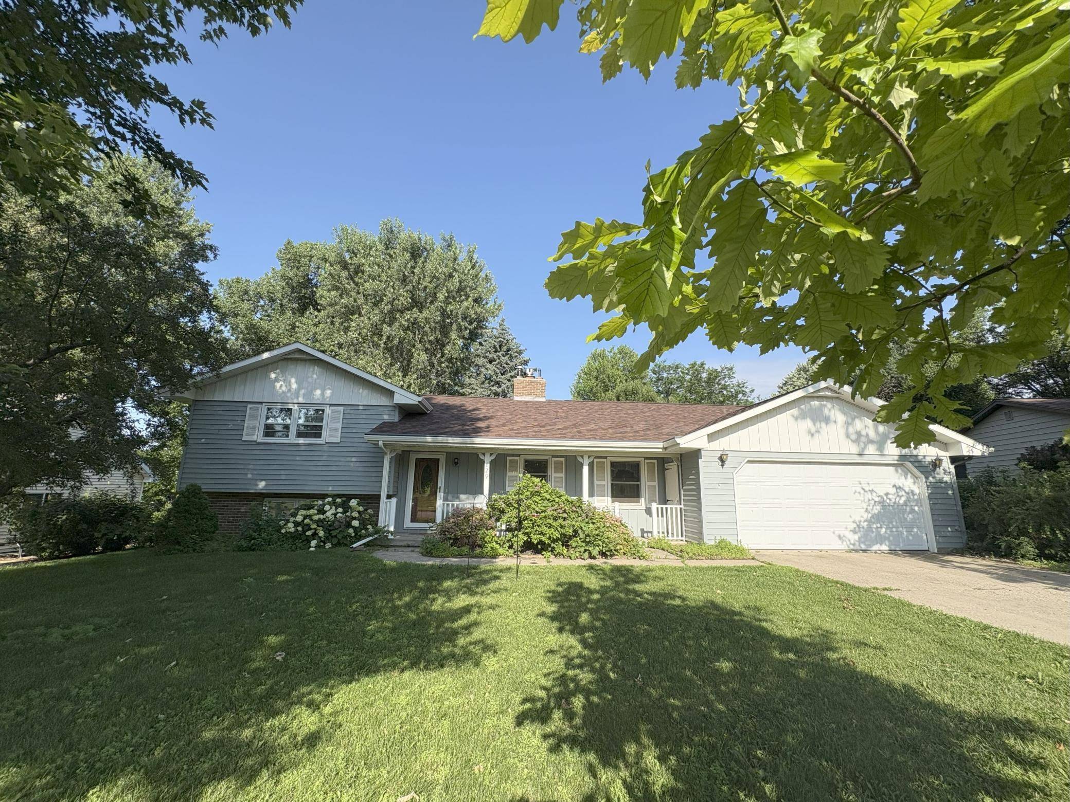 829 Church ST, Saint Peter, MN 56082