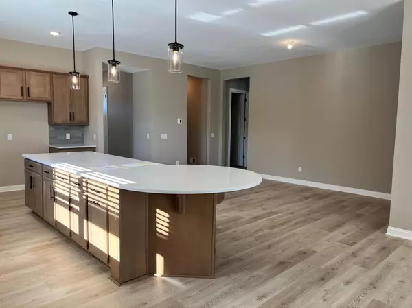 Chaska, MN 55318,501 Hammers CT