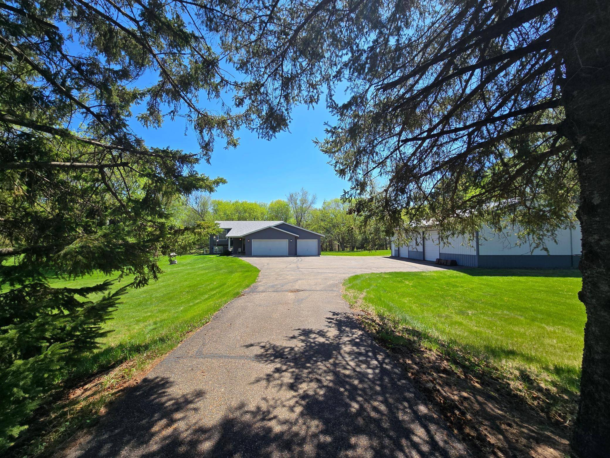 11170 207th AVE NW, Elk River, MN 55330