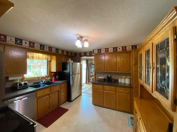 Albert Lea, MN 56007,1406 Southview LN