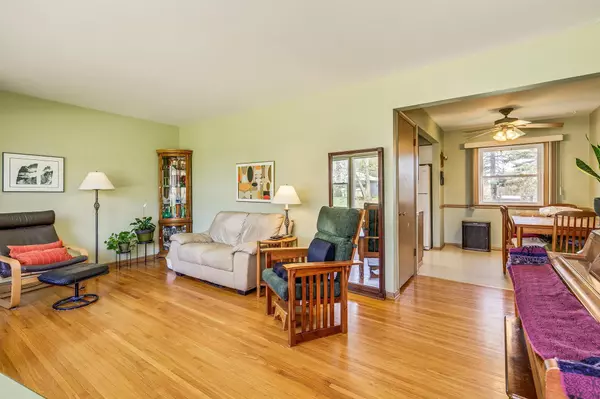 Shoreview, MN 55126,192 Demar AVE