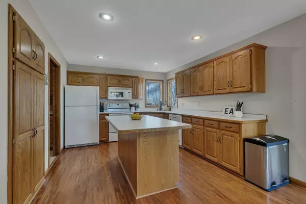 Saint Cloud, MN 56303,5801 16th ST N