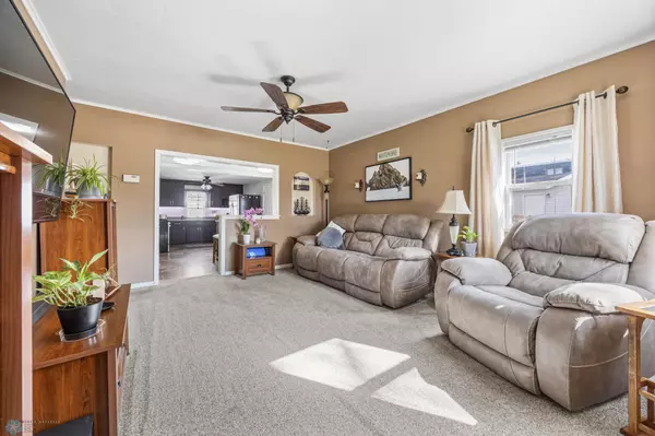 Fargo, ND 58103,1334 14th ST S