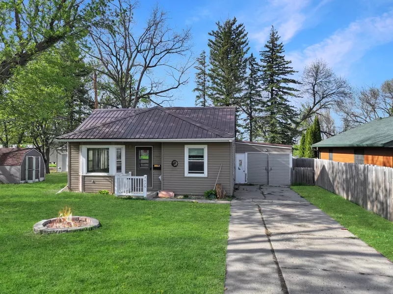 2525 21st ST, Slayton, MN 56172
