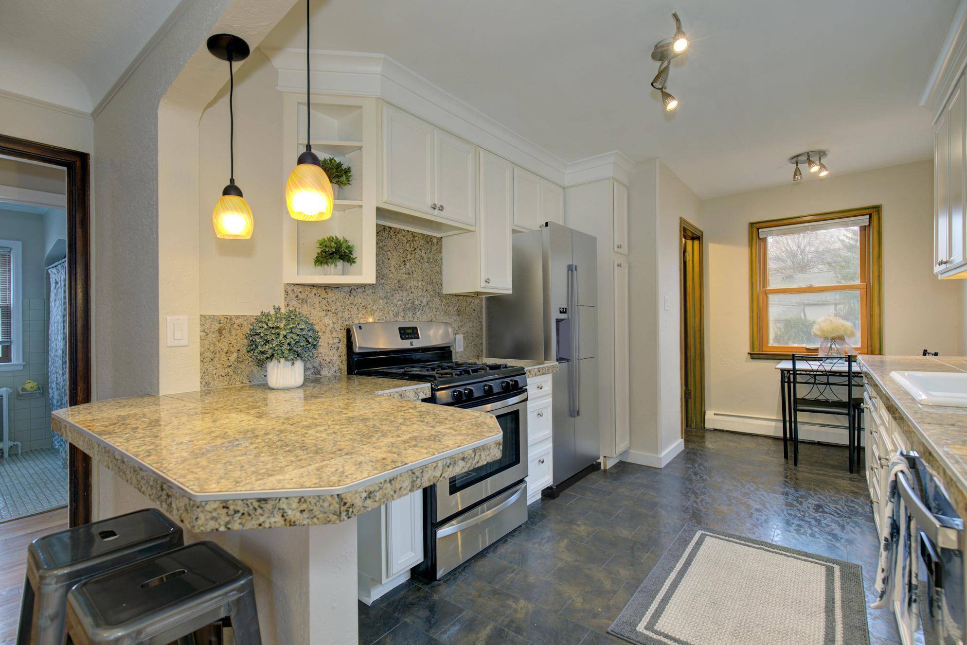 Minneapolis, MN 55417,5321 Park AVE