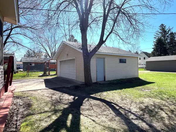 Aitkin, MN 56431,609 3rd ST NW