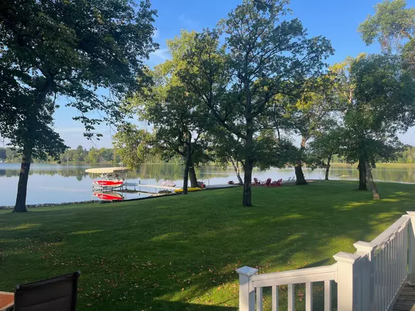 Detroit Lakes, MN 56501,806 Longview DR