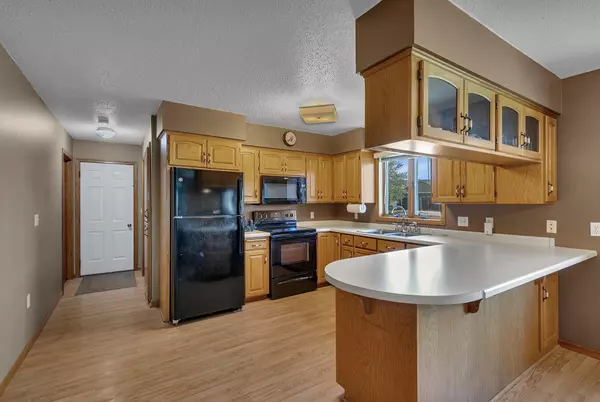 Melrose, MN 56352,180 Meadowlark LN SW