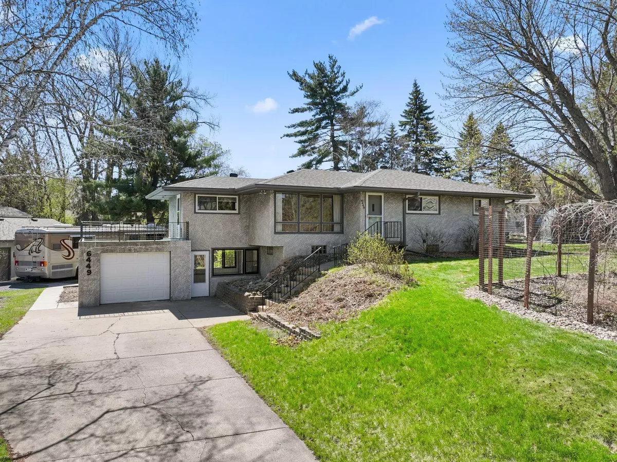 Oakdale, MN 55128,6449 49th ST N