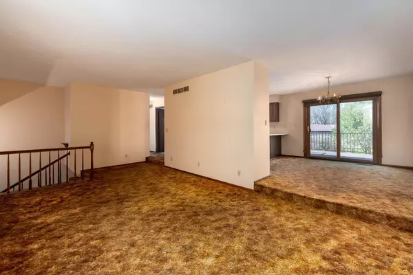 North Mankato, MN 56003,1540 Peggy LN