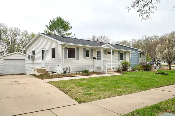 3920 3rd PL NW,  Rochester,  MN 55901