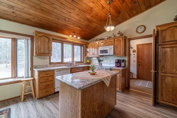 Nevis, MN 56467,23318 Highview DR