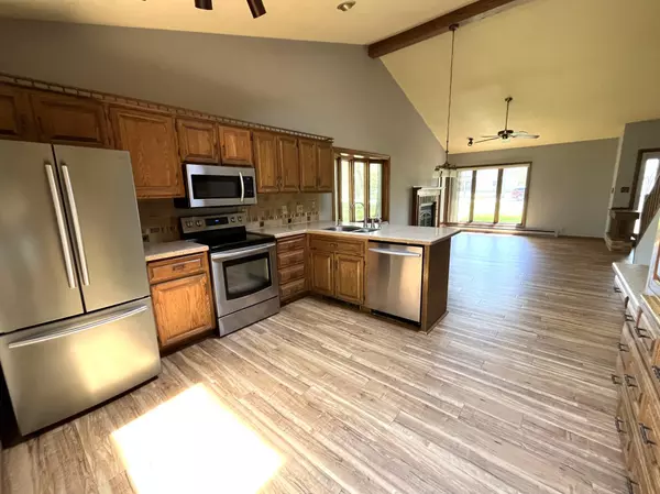 Baxter, MN 56425,8390 Red Pine CIR