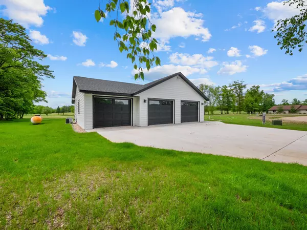Miltona, MN 56354,12800 Parview LN NE