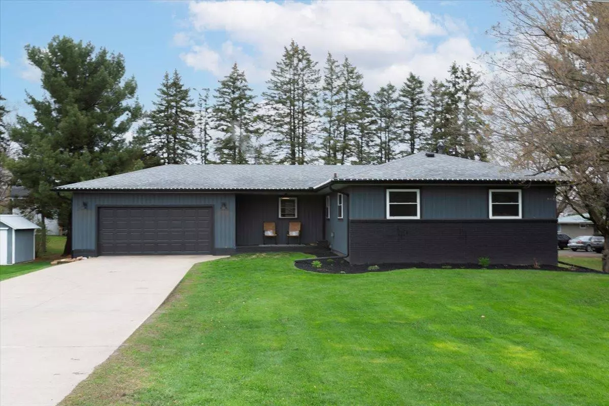 Amery, WI 54001,317 Deronda ST