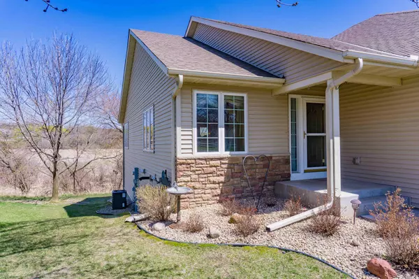 Buffalo, MN 55313,206 Sundance RDG