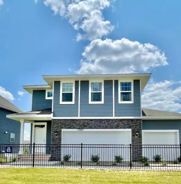 17240 Durham DR, Lakeville, MN 55044