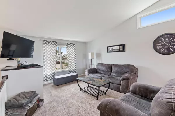 Howard Lake, MN 55349,340 Terning WAY