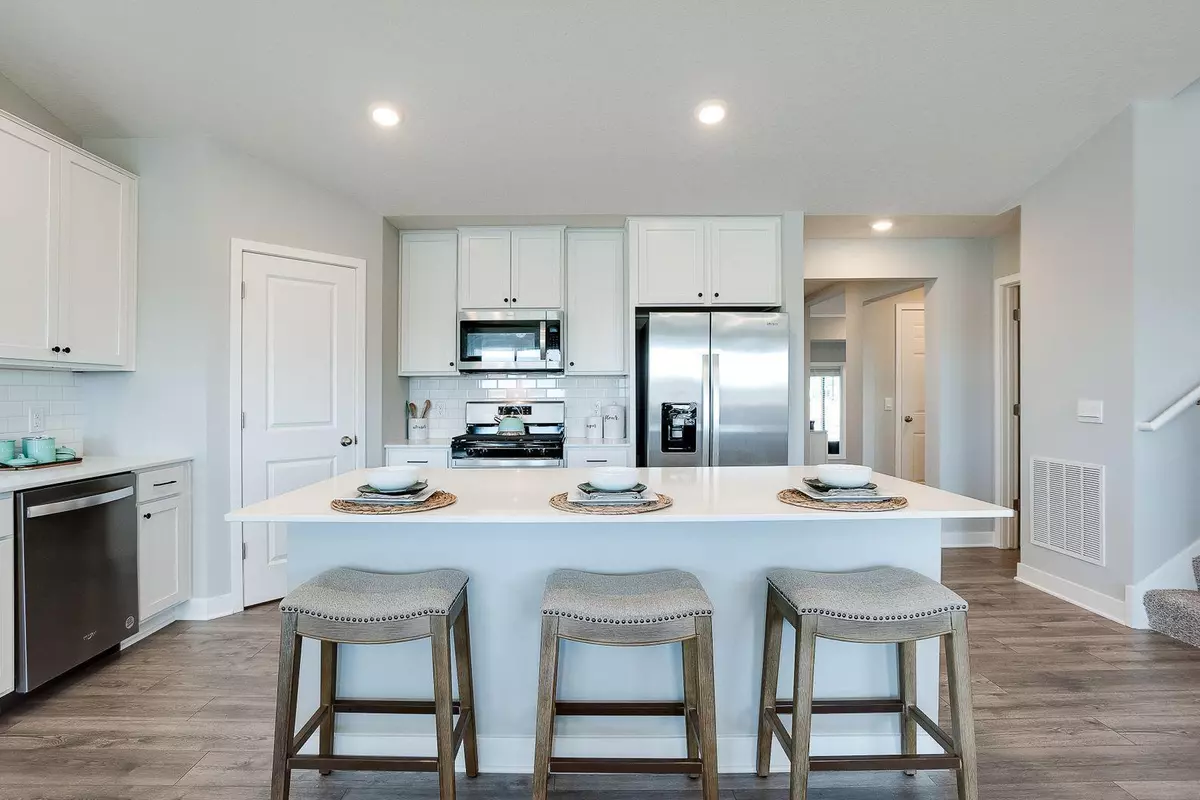 Lakeville, MN 55044,17232 Durham DR