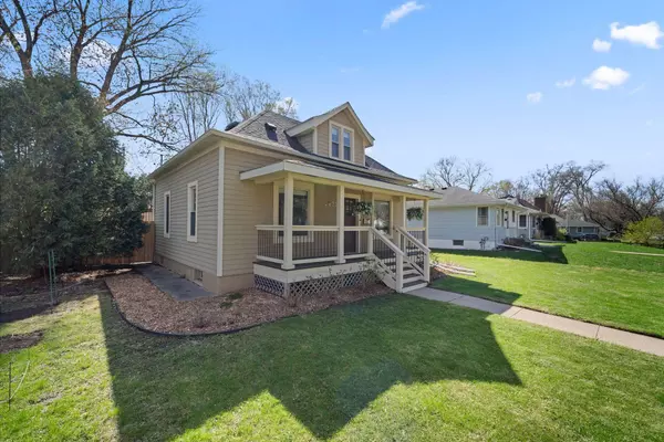 Hopkins, MN 55343,239 19th AVE N