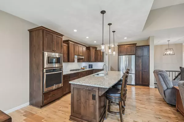 Prior Lake, MN 55372,3623 Cove Point CIR NW