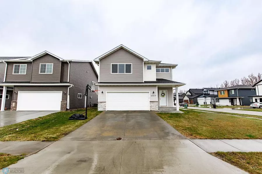 6063 8th ST W, West Fargo, ND 58078