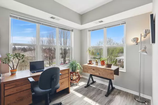 South Saint Paul, MN 55075,601 Levander WAY #218