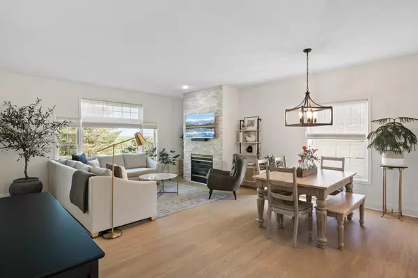 Lakeville, MN 55044,16305 Crystal Hills CIR