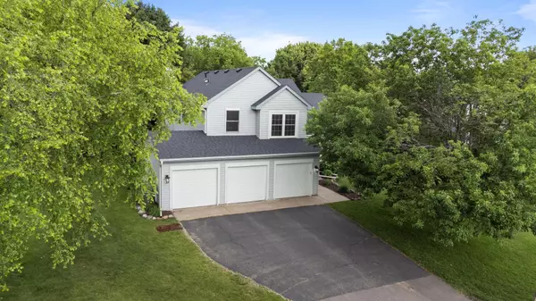 Chanhassen, MN 55317,6360 Teton LN